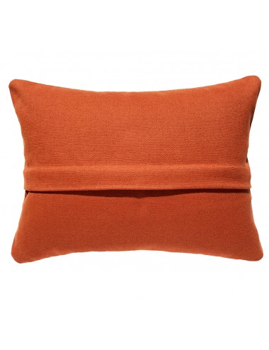 Petit coussin fleuri terracotta 40x30