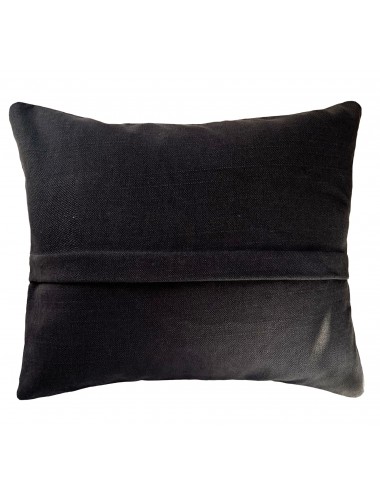 Coussin velours noir fleuri