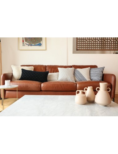 Coussin long rectangulaire beige et noir 60x30